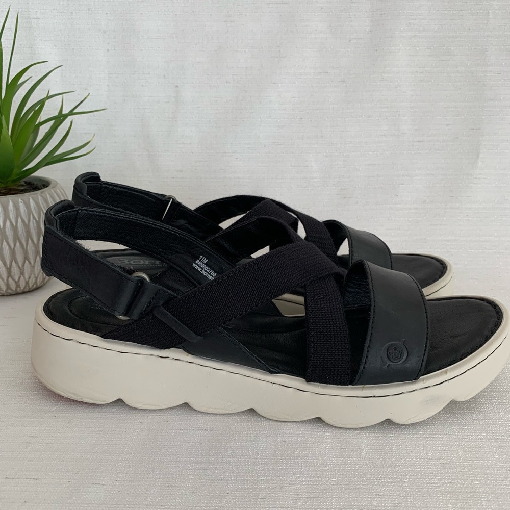 Born Patriotic Black Leather Ankle Strap Platform Sandals Woman’s 11M